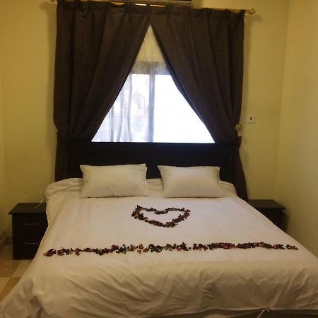 Al Eairy Furnished Apartments - Al Bahah 4 Bagian luar foto