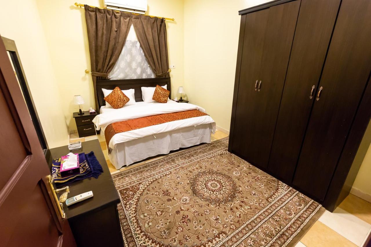 Al Eairy Furnished Apartments - Al Bahah 4 Bagian luar foto