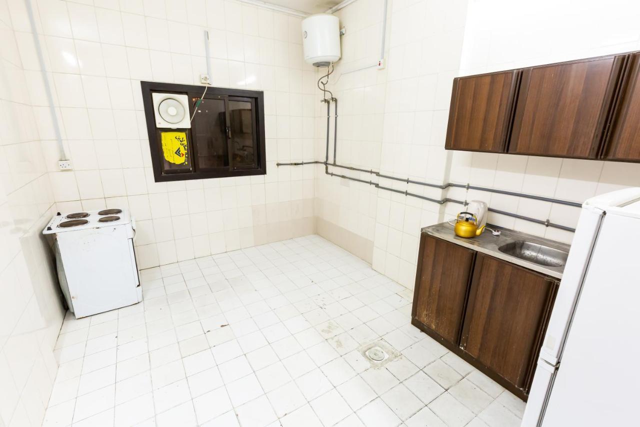 Al Eairy Furnished Apartments - Al Bahah 4 Bagian luar foto