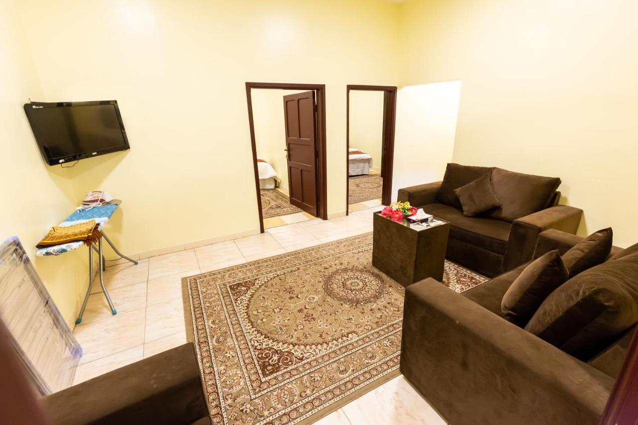 Al Eairy Furnished Apartments - Al Bahah 4 Bagian luar foto