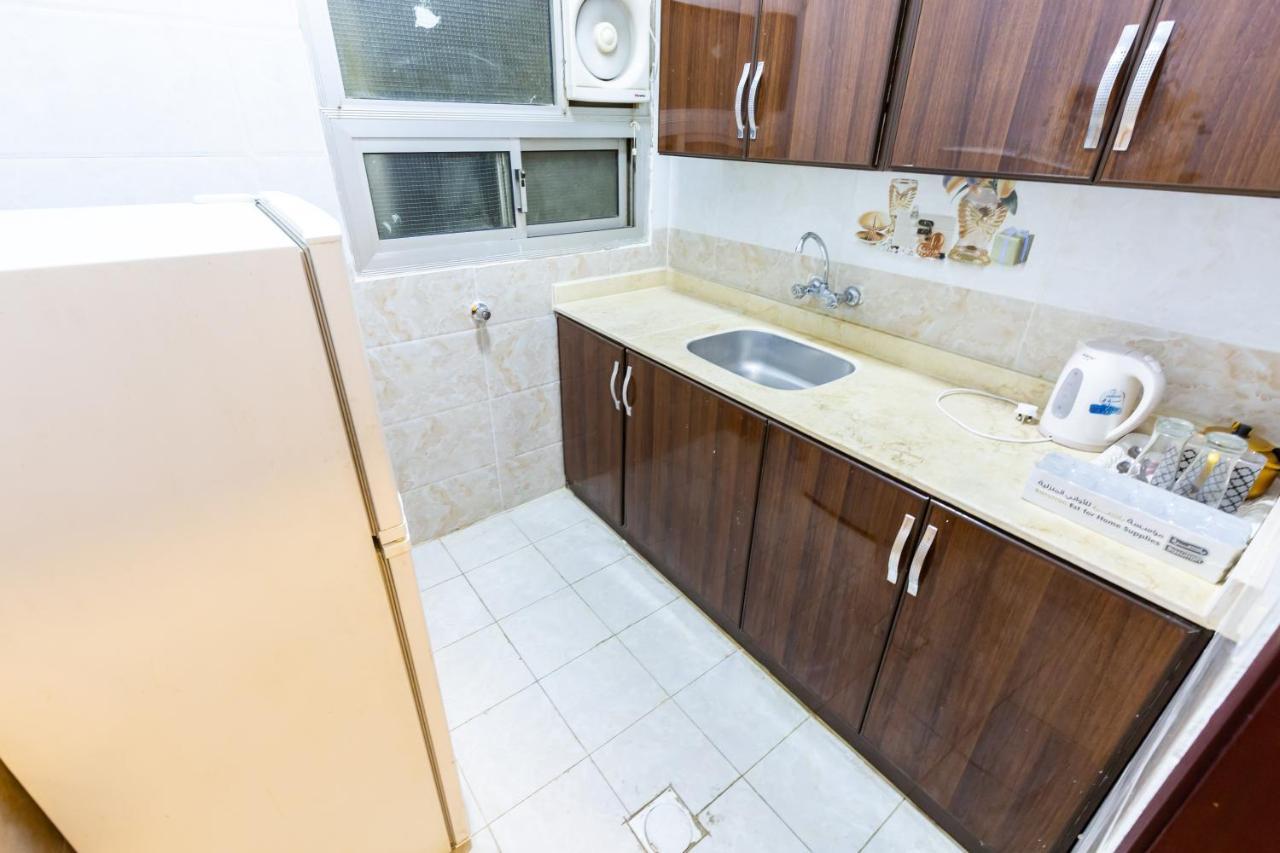 Al Eairy Furnished Apartments - Al Bahah 4 Bagian luar foto
